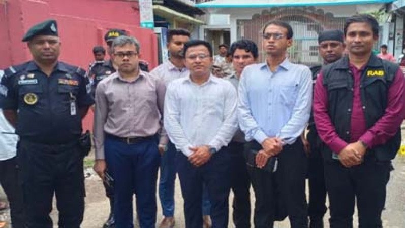 পরিবেশ অধিদপ্তরের অভিযান: কালো ধোঁয়া, শব্দদূষণ, নিষিদ্ধ পলিথিন ও বায়ুদূষণ রোধে জরিমানা ও সতর্কবার্তা