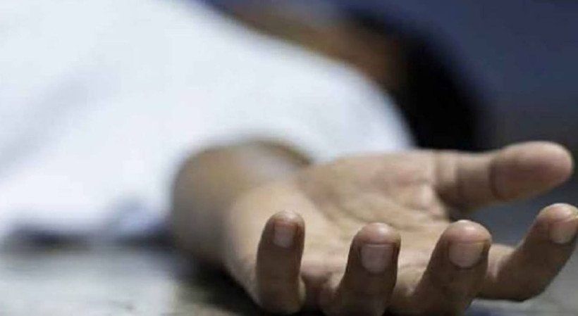 খুলনায় দিনমজুর নারীর গলা কাটা লাশ উদ্ধার, চারজন গ্রেপ্তার