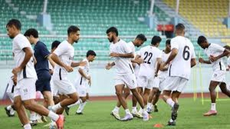 নেপালে অবস্থানরত বাংলাদেশ জাতীয় ফুটবল দলের   নিরাপদ প্রত্যাবর্তনে সর্বোচ্চ প্রচেষ্টা চালাচ্ছে সরকার