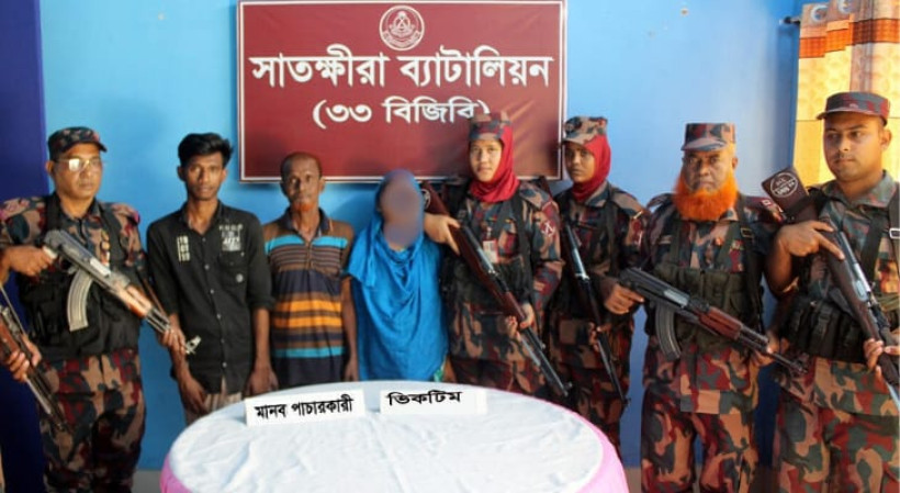 সাতক্ষীরায় মানবপাচারকারী আটক সহ নারী উদ্ধার