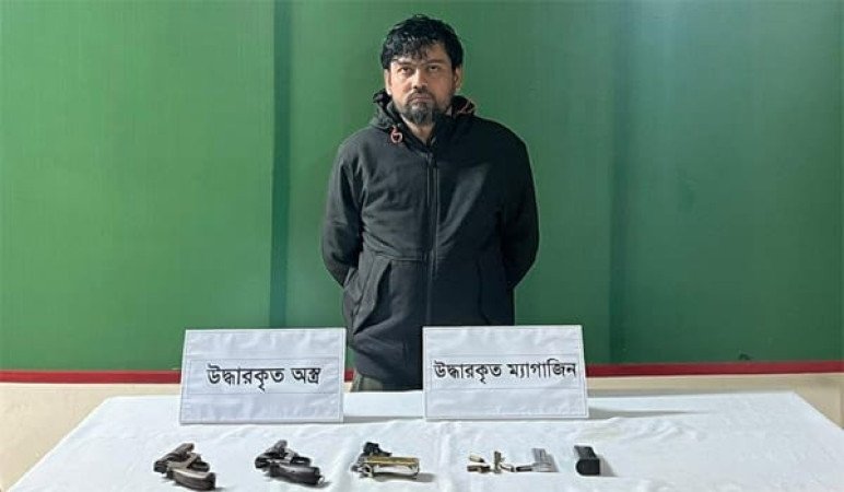 ভাসানটেক থেকে সহিংসতার পরিকল্পনাকারী সন্ত্রাসী গ্রেফতার