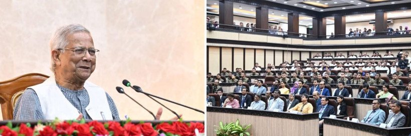 প্রধান উপদেষ্টার বিদায়ী ভাষণ, কর্মকর্তাদের সঙ্গে ফটোসেশন