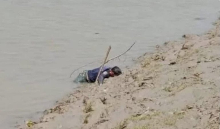 চাঁপাইনবাবগঞ্জে পদ্মা নদী থেকে মরদেহ উদ্ধার