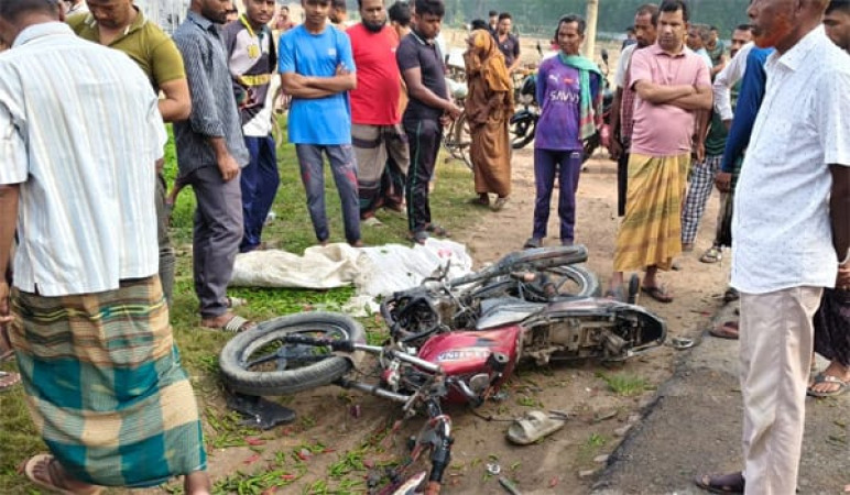 শার্শায় মোটরসাইকেল ও কাভার্ডভ্যানের মুখোমুখি সংঘর্ষে  দুই বন্ধু নিহত