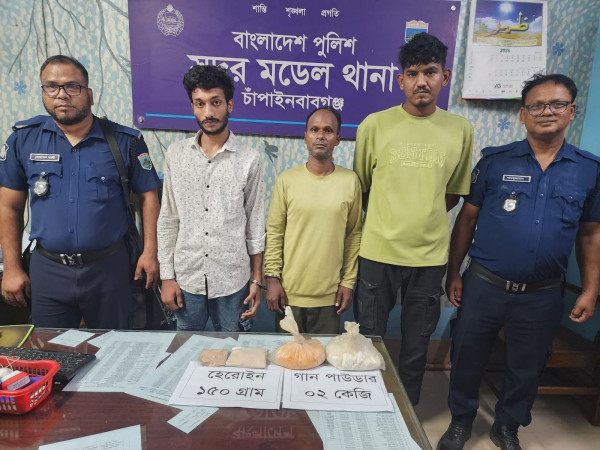 চাঁপাইনবাবগঞ্জে দুই সাংবাদিকের উপর হামলা মামলার প্রধান আসামি রাব্বি ও সোহেল গ্রেপ্তার