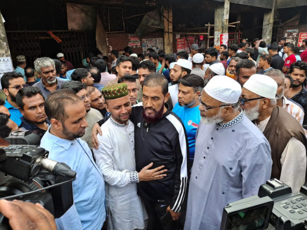 কলমিলতা মার্কেটের অগ্নিকাণ্ডে ক্ষতিগ্রস্তদের পাশে দাঁড়ানোর আহ্বান জামায়াত নেতৃবৃন্দের