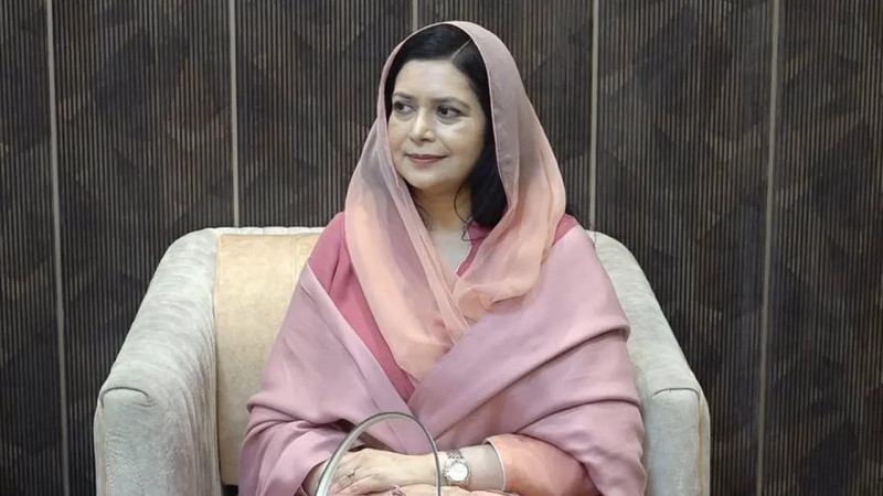 রাজনীতি ছাপিয়ে মানবিকতা: রামিসার শোকাতপ্ত পরিবারের পাশে প্রধানমন্ত্রী তারেক রহমান, নেপথ্যে জোবাইদার সেই বিশেষ বার্তা