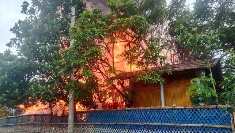 কুতুপালং রোহিঙ্গা ক্যাম্পে অগ্নিকাণ্ড, পুড়ে ছাই প্রশিক্ষণ কেন্দ্র