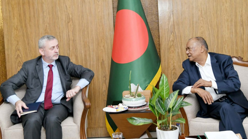 জলবায়ু ঝুঁকি মোকাবিলা ও সবুজ জ্বালানিতে ঢাকা-ইইউ একাত্ম: অর্থায়ন সহজ করার তাগিদ