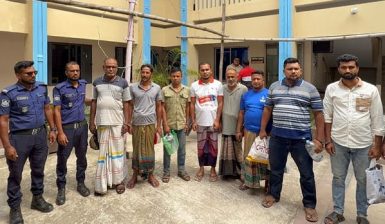 কালীগঞ্জে সন্ত্রাসবিরোধী আইনের মামলায় গ্রেপ্তার ৮, পলাতক সাবেক মেয়র বিজু