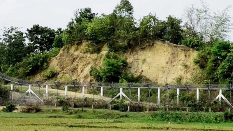 সীমান্তে কৌতূহলের মর্মান্তিক পরিণতি: মিয়ানমারের পরিত্যক্ত মর্টার শেল বিস্ফোরণে প্রাণ গেল তঞ্চঙ্গ্যা কিশোরের