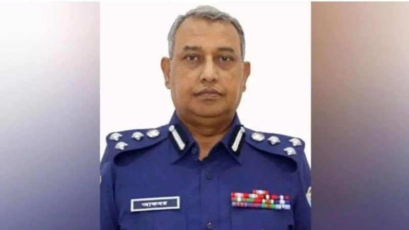 পদোন্নতিবঞ্চনার ক্ষোভ: এবার স্বেচ্ছায় অবসরের আবেদন সিআইডি প্রধানের