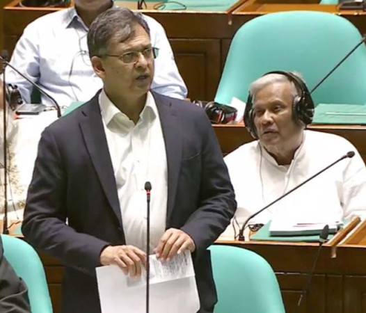 ভুয়া তথ্যের বিরুদ্ধে কঠোর হচ্ছে সরকার: সাইবার সুরক্ষা আইন সংশোধনের কথা জানালেন স্বরাষ্ট্রমন্ত্রী