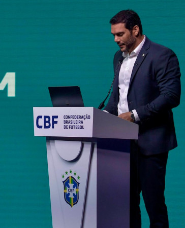 বাংলাদেশের মানুষের ভালোবাসা আমাদের মুগ্ধ করে! ব্রাজিল ফুটবল ফেডারেশনের সভাপতির প্রশংসা