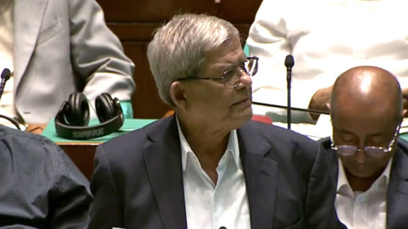 সরকারি প্রকল্পে স্বজনপ্রীতি ঠেকাতে ক্রয় আইন পর্যালোচনা করবে সরকার, মাঠ-পর্যায়ে পার্ক ও খেলার মাঠ পুনরুদ্ধারের উদ্যোগ