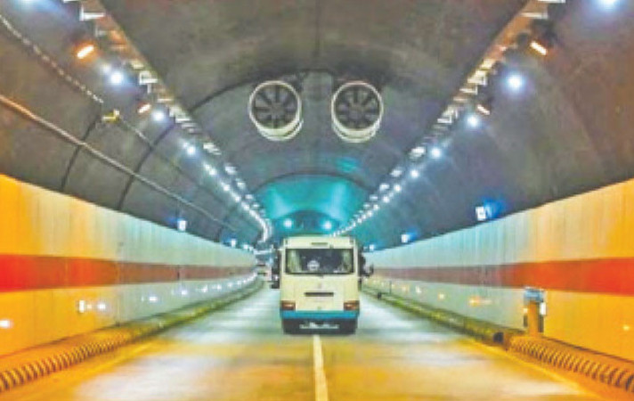 কর্ণফুলী টানেল: প্রত্যাশার তুলনায় যানবাহন কম, আয়-ব্যয়ের ব্যবধান বাড়ছে