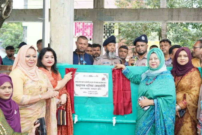 দৌলতপুরের পাবলায় পুনাকের উদ্যোগে গভীর নলকূপ উদ্বোধন