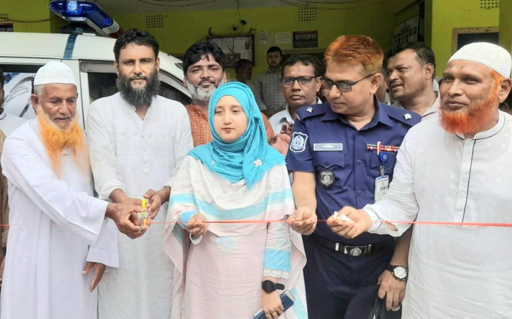 সুন্দরগঞ্জে মানবিক সহায়তা এ্যাম্বুলেন্স সেবা শুভ উদ্বোধন