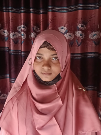 শিবগঞ্জে মোসাঃ ইতি খাতুন এসএসসি পরীক্ষায় সর্বোচ্চ নম্বর পেয়ে প্রথম হয়েছে।