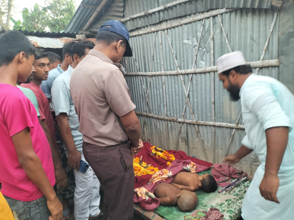 ভোলাহাটে খেলতে গিয়ে পানিতে ডুবে দুই শিশুর মৃত্যু