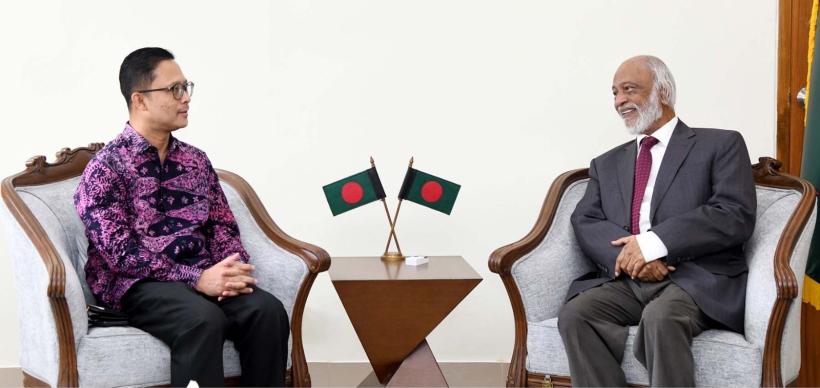 বাংলাদেশ-মালয়েশিয়া সম্পর্ক নতুন উচ্চতায় নিতে চায় সরকার     -স্থানীয় সরকার মন্ত্রী