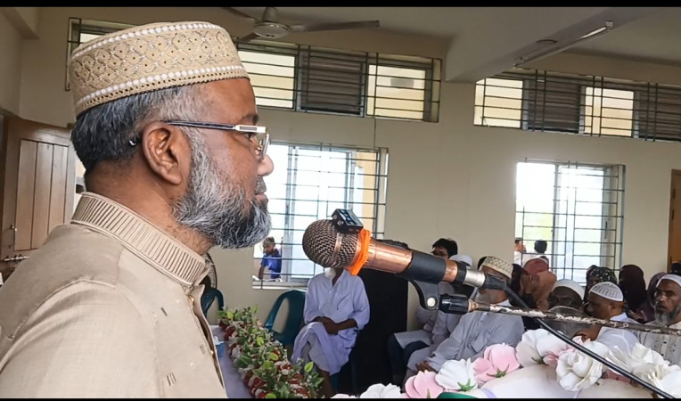 শিবগঞ্জ কামিল মাদ্রাসা পরিদর্শন করলেন ইসলামী আরবি বিশ্ববিদ্যালয়ের ভাইস চ্যান্সেলর প্রফেসর ড• মোহাম্মদ আবু জাফর খান
