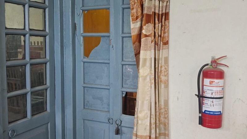 বিএনপি নেতাকর্মীদের বিরুদ্ধে বিচারকের খাস কামরা ভাঙচুরের অভিযোগ