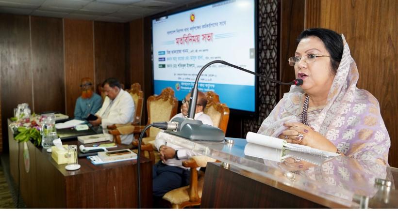 ভবিষ্যৎ প্রজন্মের জন্য নিরাপদ খাদ্য নিশ্চিতে জনসচেতনতা ও   খাদ্য পরীক্ষার সক্ষমতা বাড়ানোর সর্বোচ্চ প্রচেষ্টা চালাতে হবে   -- খাদ্যমন্ত্রী