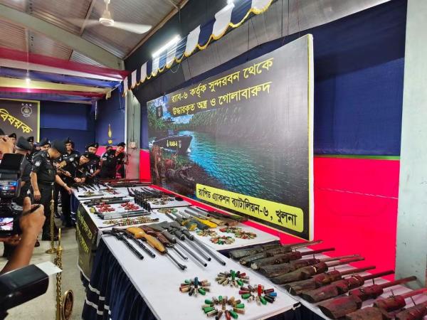 আত্মসমর্পণের পরও দস্যুতায় ফিরেছেন ৮ জন