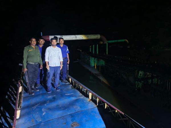 বাজিতপুরে মধ্যরাতে অবৈধ বালু উত্তোলনবিরোধী অভিযান
