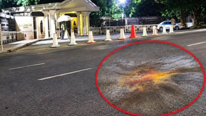 প্রধানমন্ত্রীর কার্যালয়ের সামনে ককটেল বিস্ফোরণ, তদন্তে পুলিশ