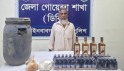 চাঁপাইনবাবগঞ্জে ডিবির অভিযানে বিদেশি মদ-সিরাপ ও কথিত গান পাউডার উদ্ধার আটক ১